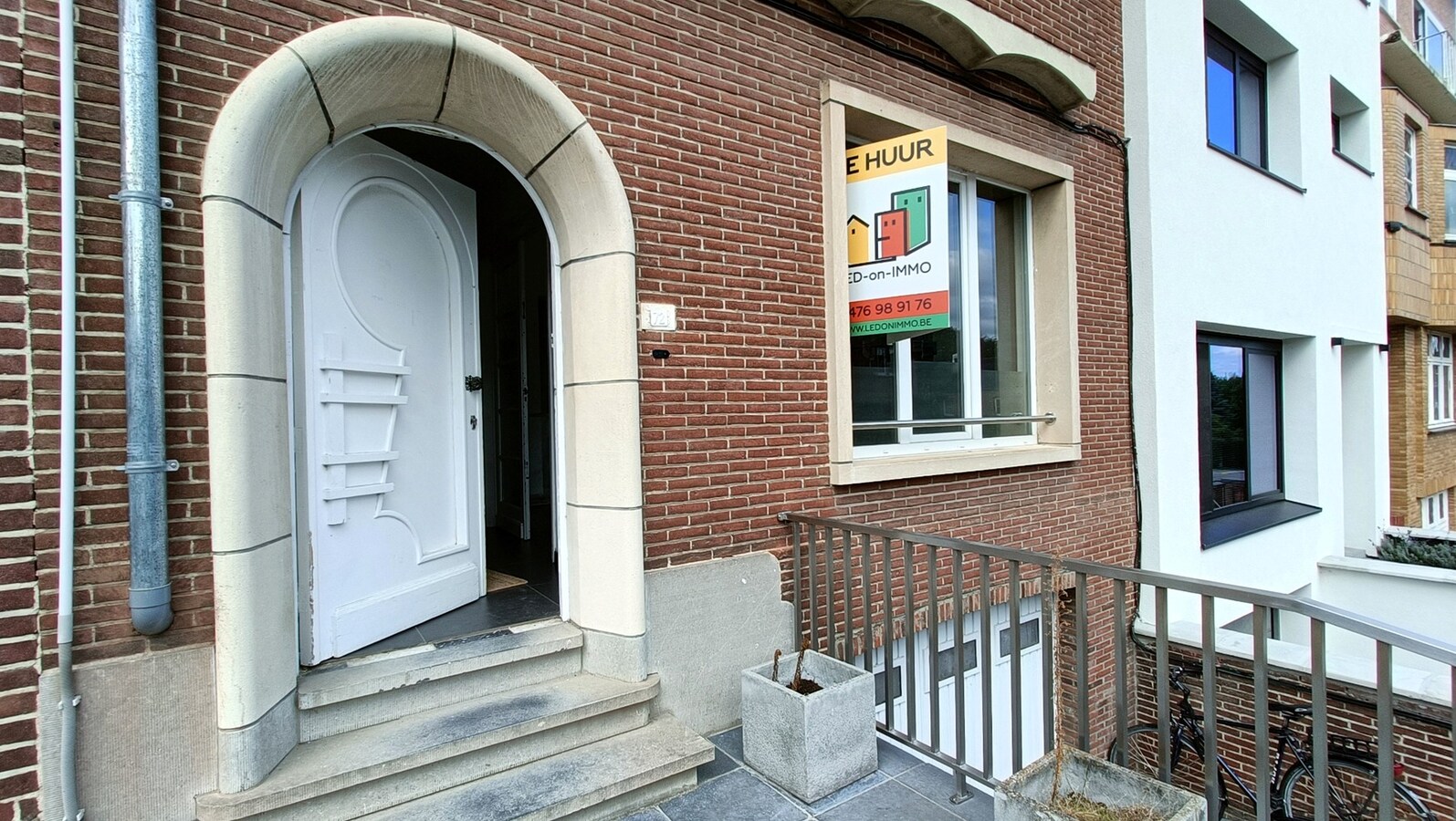 Woning met 3 slaapkamers, garage en tuin 