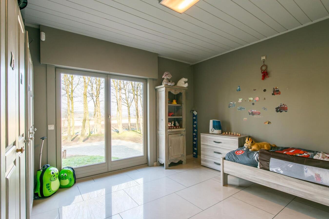 Uitstekend gelegen villa met prachtige vergezichten op 1ha28a21ca 