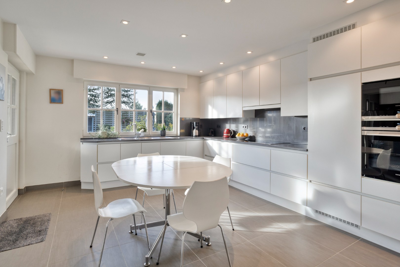 Open bebouwing met 3slaapkamers, bureau en 2 badkamers in Pellenberg! - EPC 240 kWh/m² - bewoonbare opp. 242 m² 