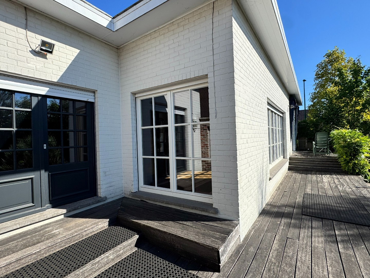 Mooie woning met nieuwe praktijkruimte of studio 