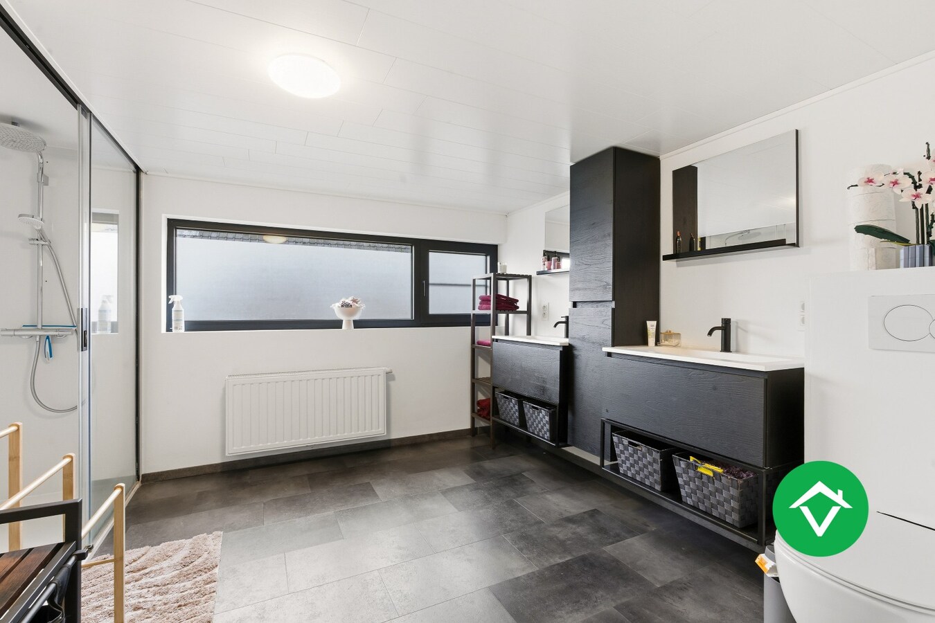 Instapklare gezinswoning met 3 slaapkamers en open veldzicht in Koekelare 