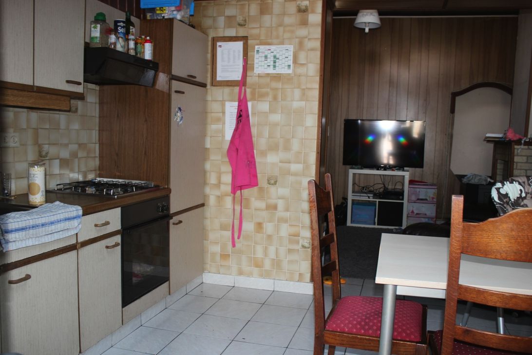 Te renoveren beluikhuisje in een bruisende buurt 