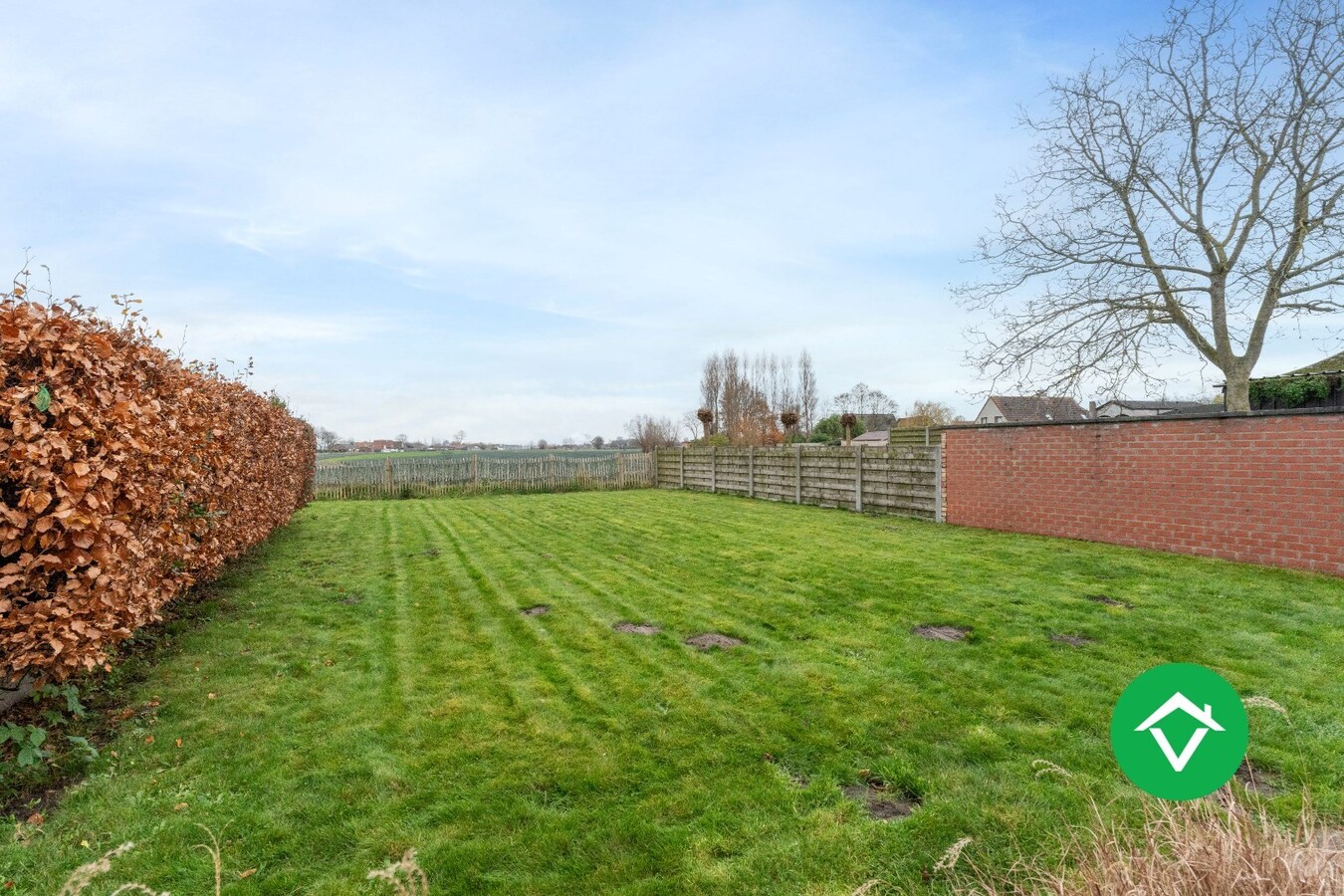 Instapklare woning met 2 slaapkamers en zicht op de groene velden te Eernegem 