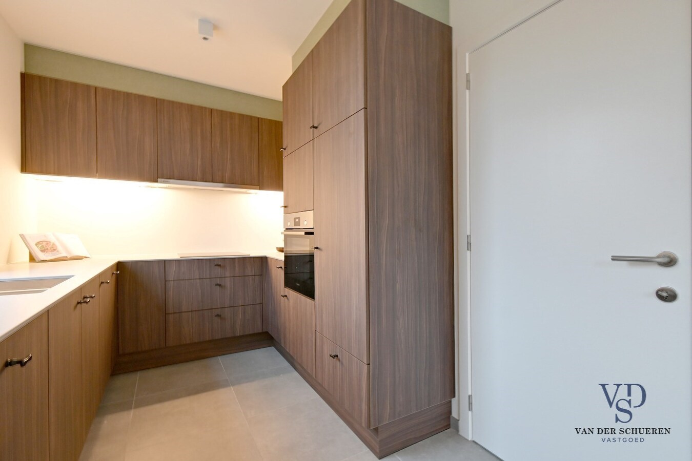 Uitzonderlijke BEN-woning nabij Tiegembos. 