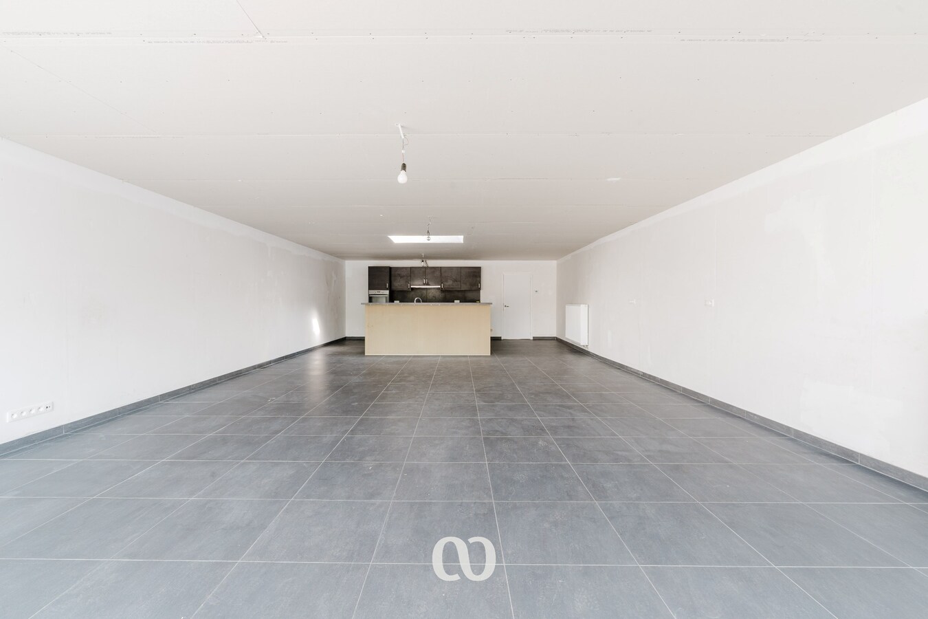 Instapklare gerenoveerde woning met ruime aanbouw en grote tuin in Brakel 