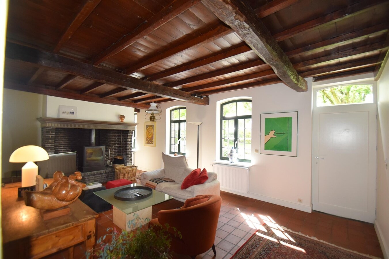 Authentieke hoeve op 3886 m² grond, landelijk gelegen met prachtige tuin. PAS VRIJ VANAF 15 JAN. 2026!! 