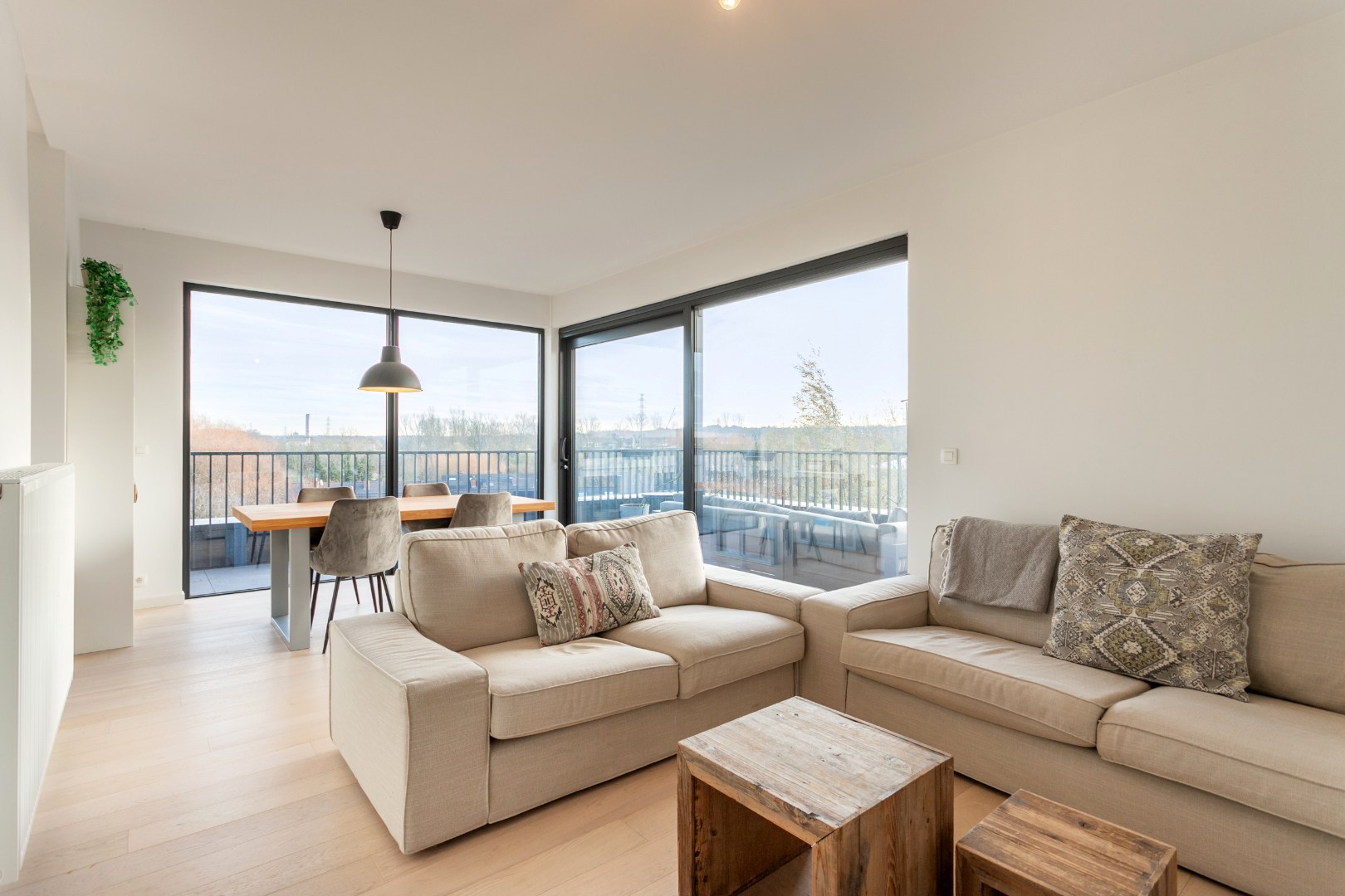 Penthouse duplexapp. (135m²) met 3 slpks, terras en autosplaats 