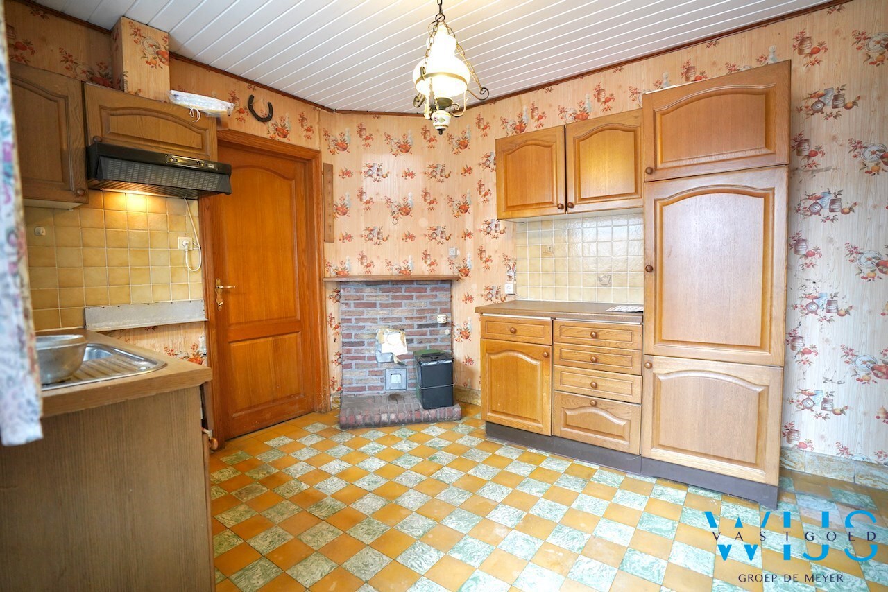 Interessante te renoveren woning in Drongen! 