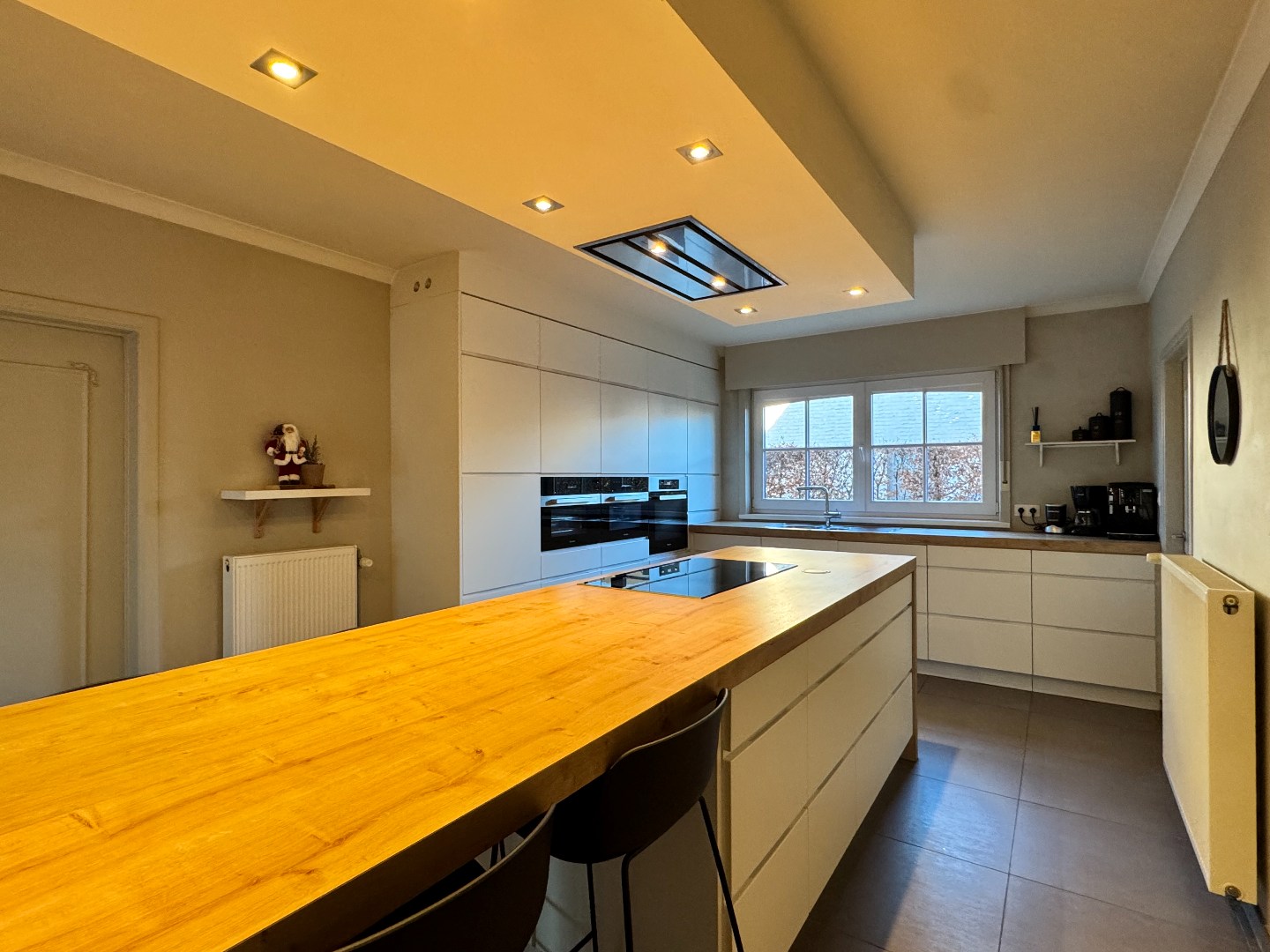 Stijlvolle villa met tal van mogelijkheden te Zulte 