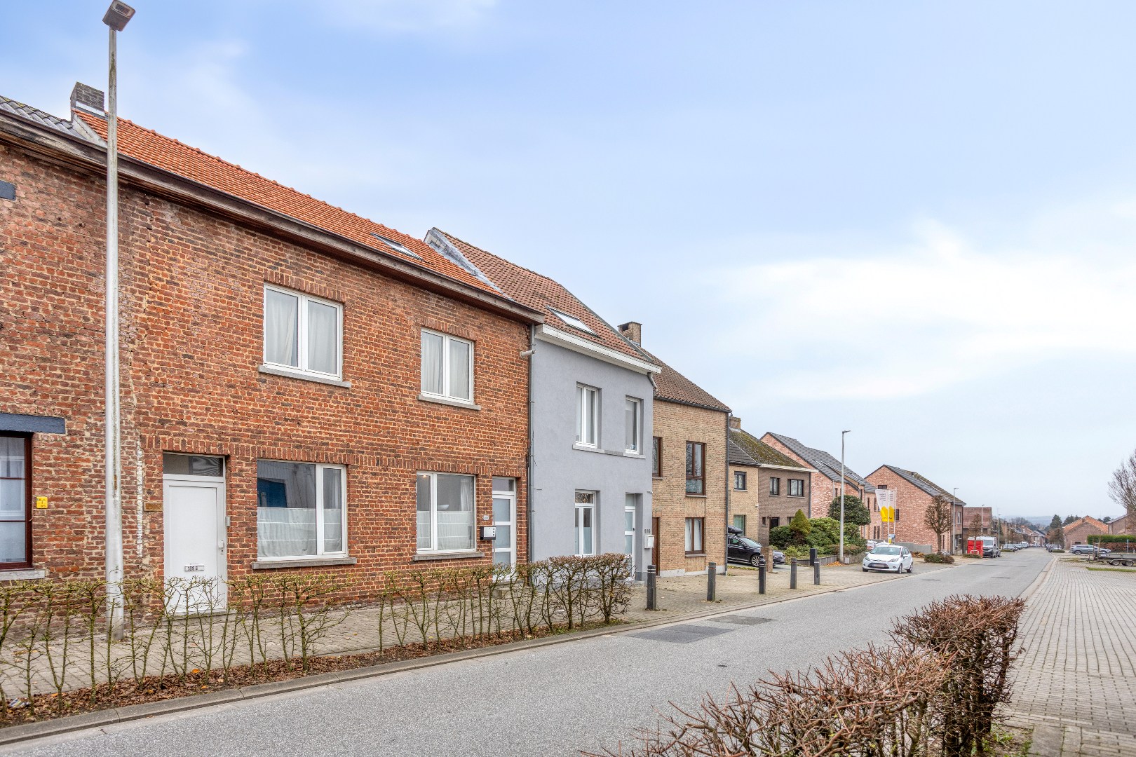 Gelijkvloersapp. 1 slpk met private koer op gunstige locatie te Halle 