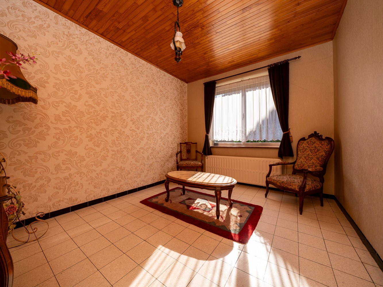 Woning met loods op gegeerde locatie 