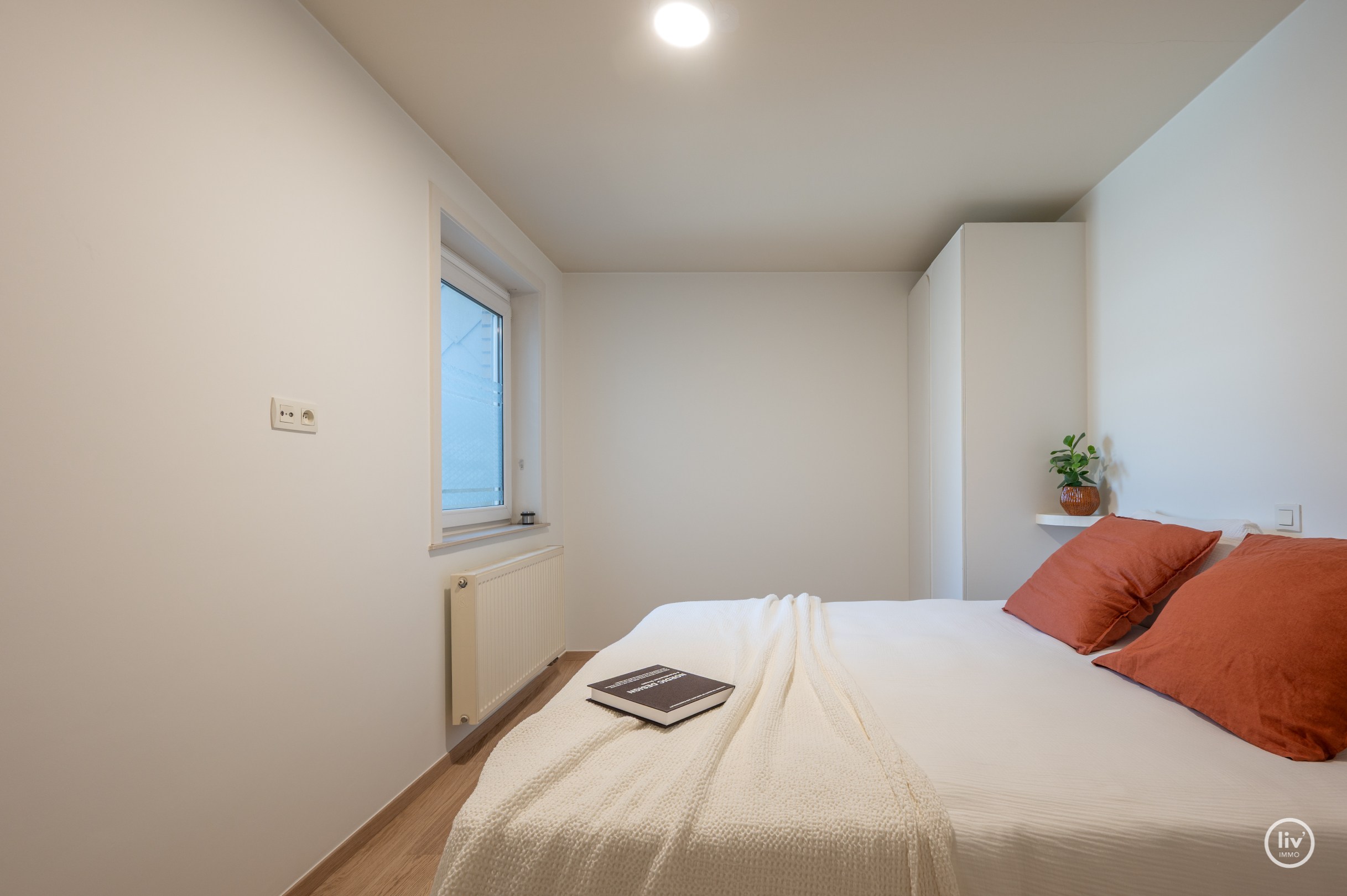 Centraal gelegen 2-kamer appartement met zuidgericht terras op de Lippenslaan. 