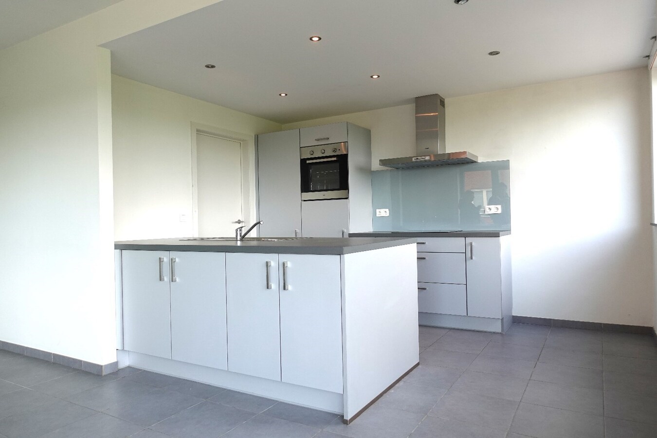 Ruim appartement met prachtig zicht en vlakbij de zee 