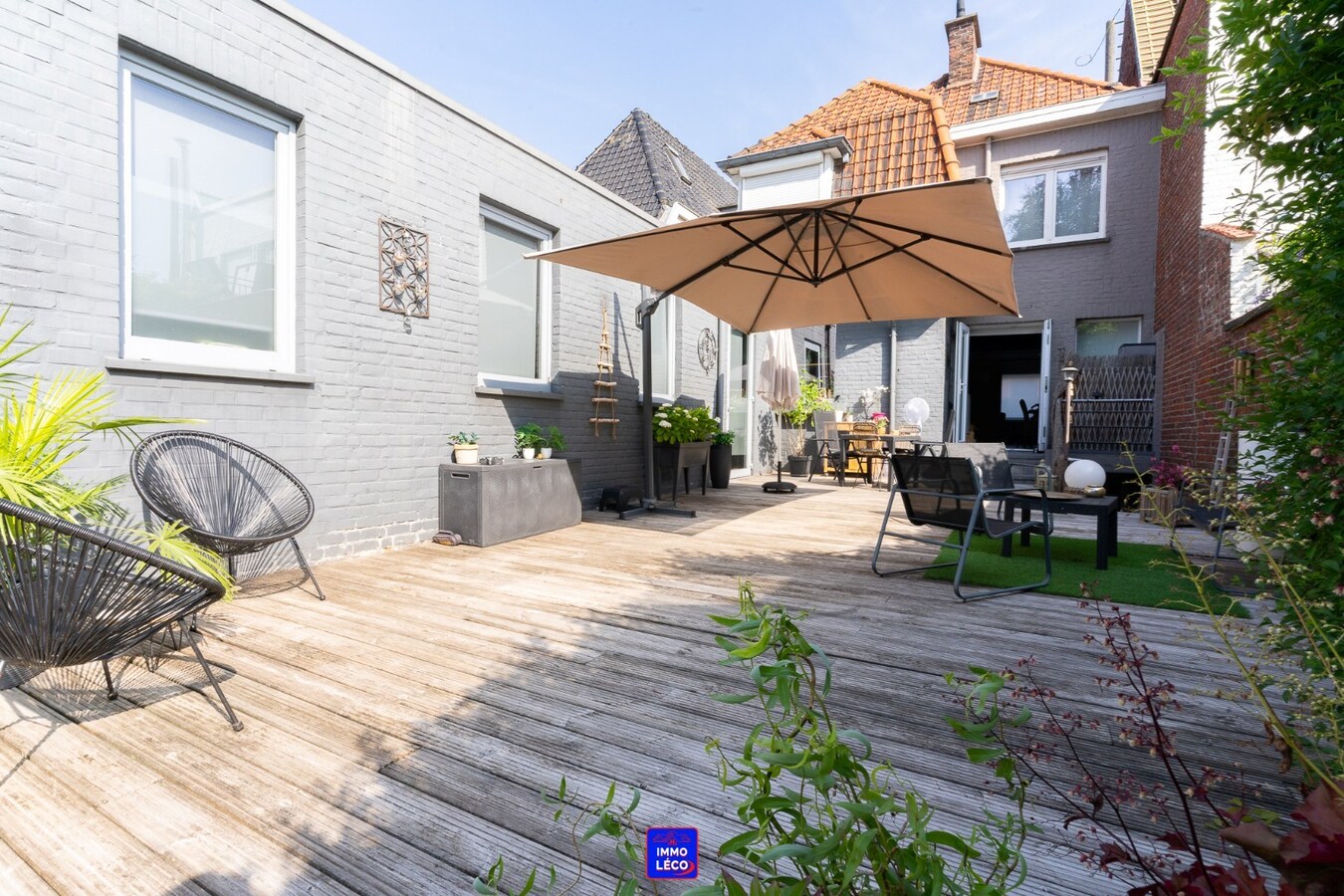 Immeuble de rapport : Habitation &amp; commerce, idéal investisseurs ! 