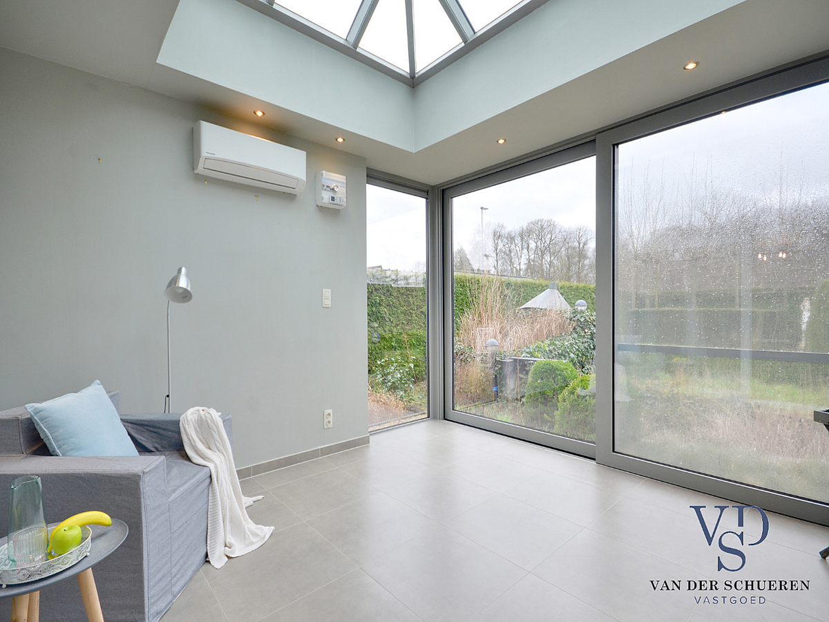 Tijdloze villa in residentiële wijk te Nazareth. 