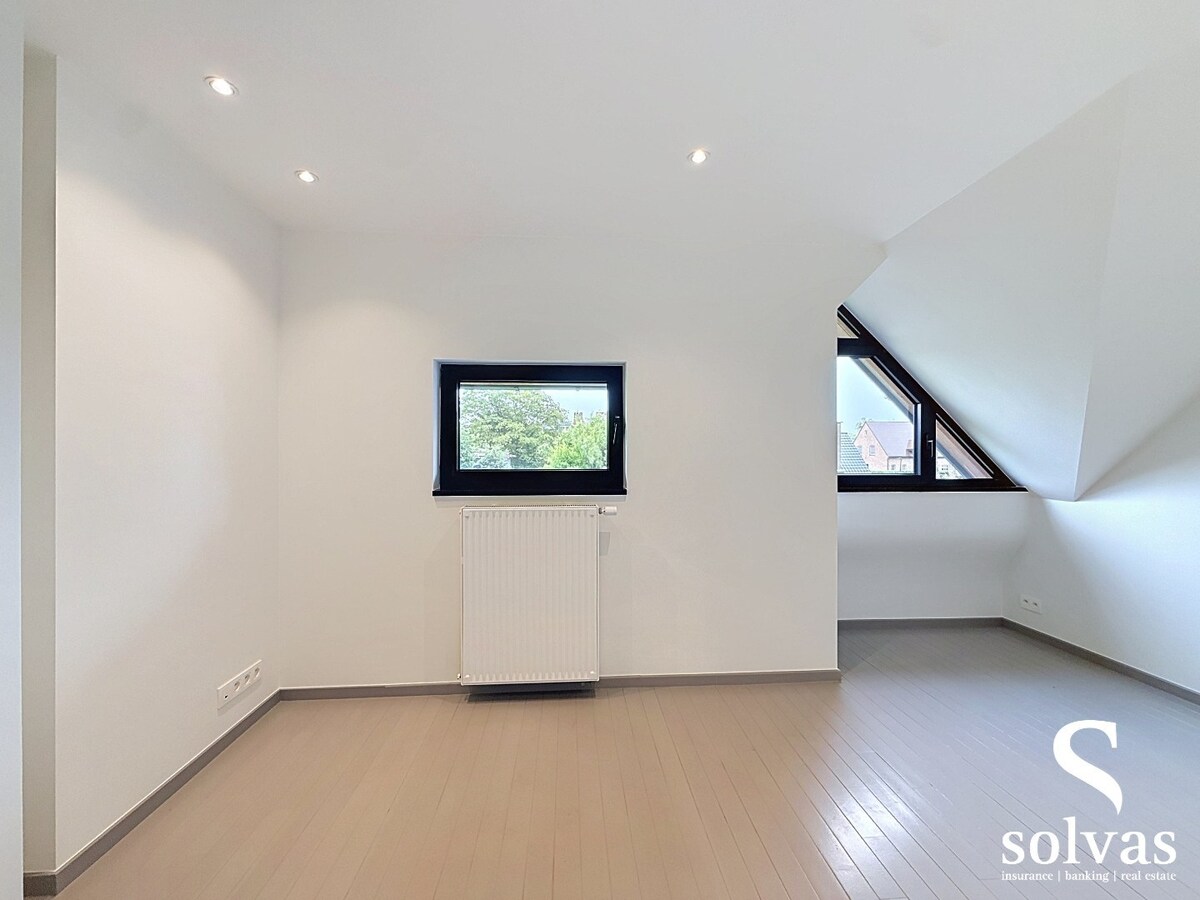 Ruime gezinswoning op een prachtig perceel van 1.860 m² 