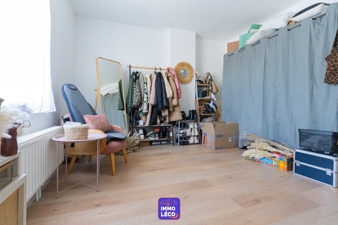 Maison rénovée avec 3 chambres et jardin, top secteur ! 