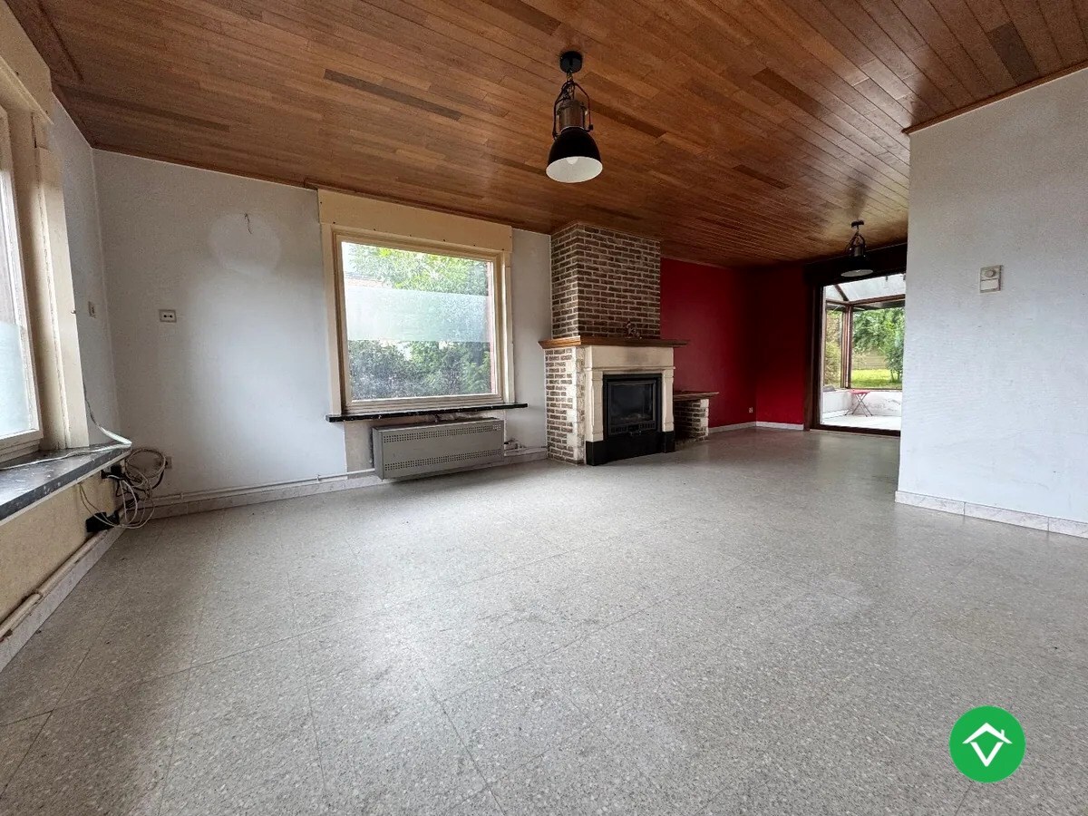 Alleenstaande woning met 3 slaapkamers en garage te Kortemark 