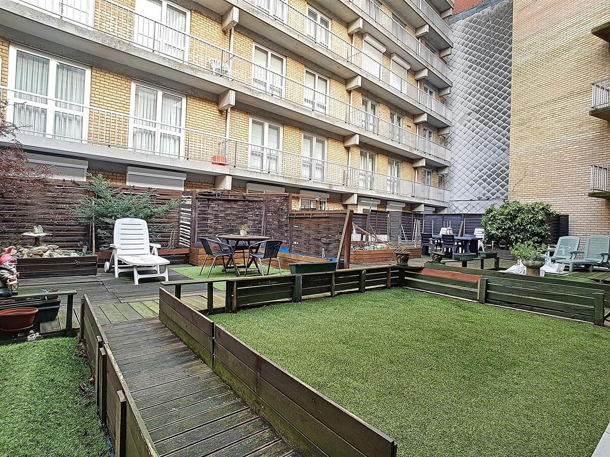 Leuk, instapklaar appartement nabij het Heldenplein - Heist 