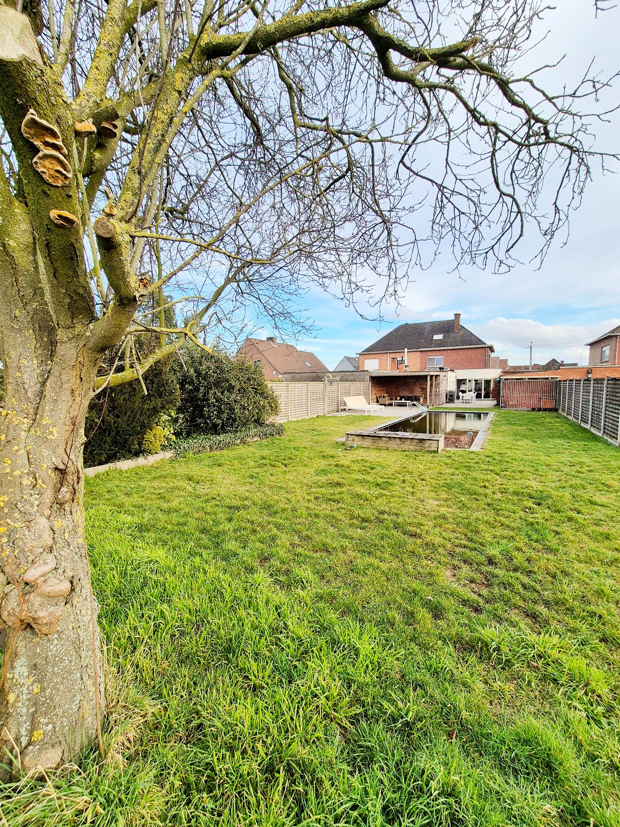 Instapklare woning met 4 slaapkamers 