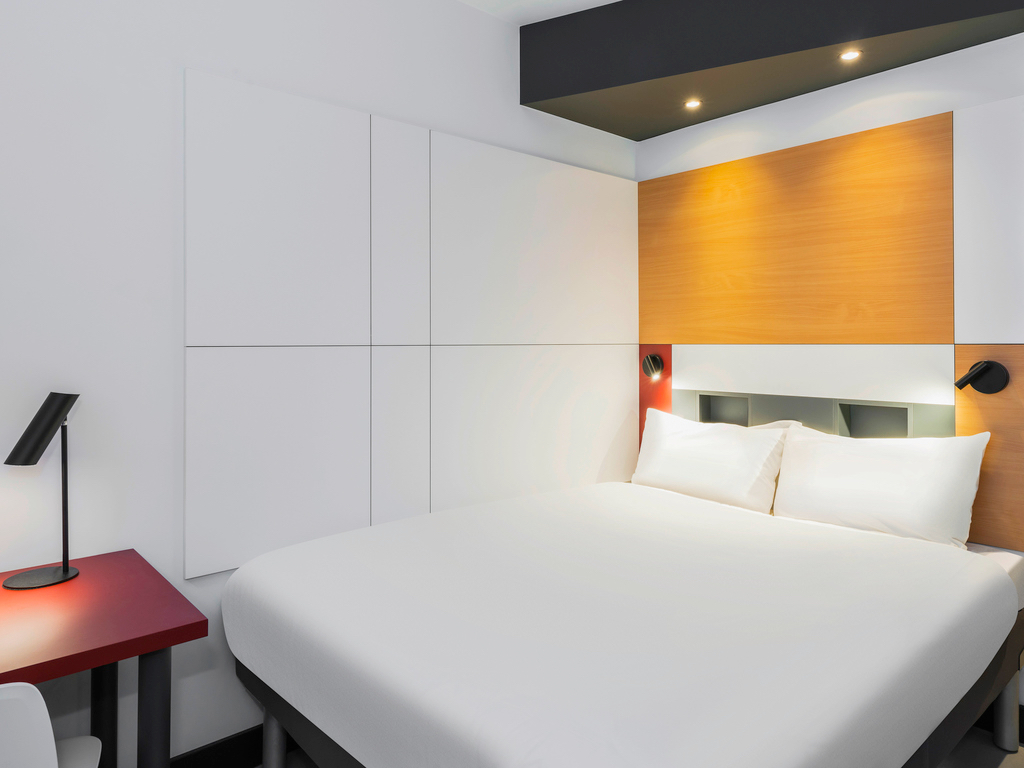 Ibis Budget Oostende Airport, een hotelproject tussen de luchthaven en het strand van Oostende. 