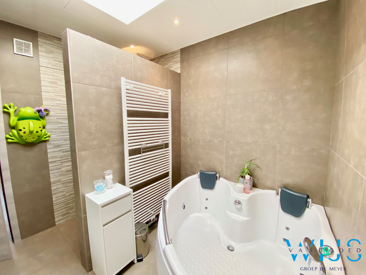 Instapklare HOB met zeer aangename tuin te Evergem ! 