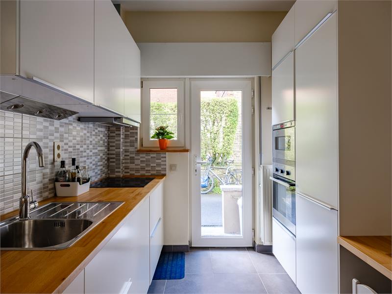 Uitermate goed gelegen gelijkvloersappartment. 