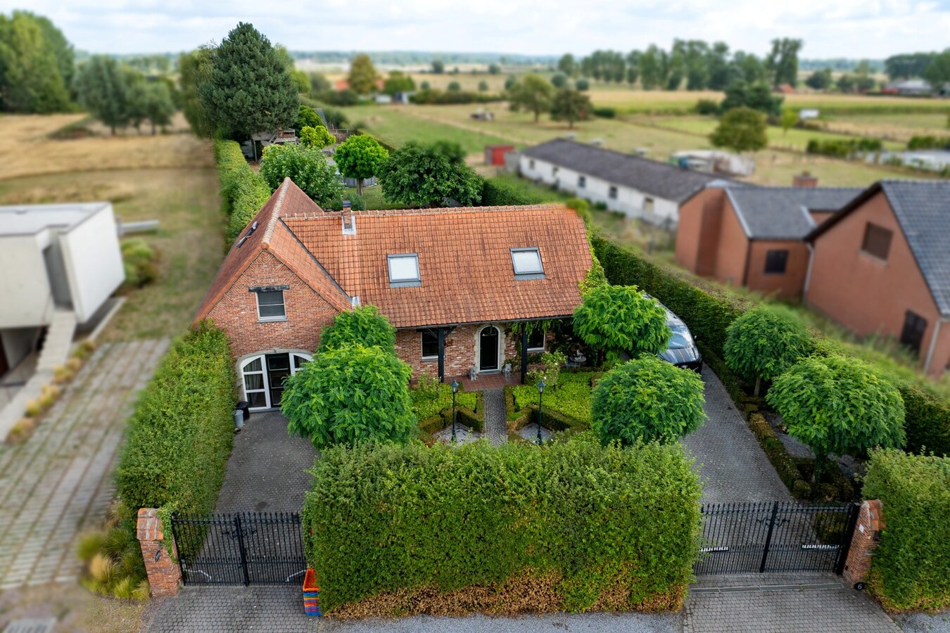 Quietly located house with a meadow of approximately 55 acres in Herk-de-Stad 