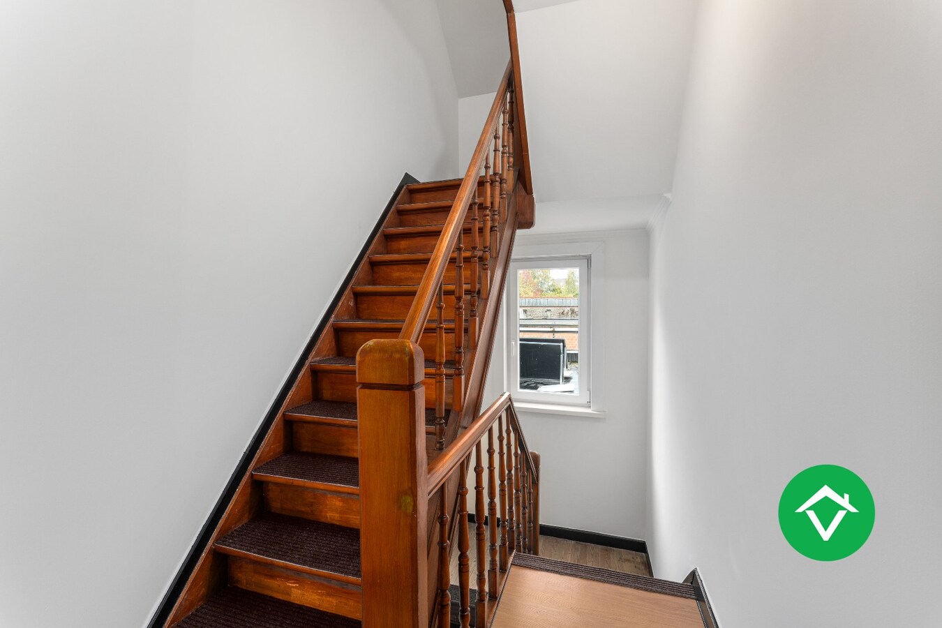 Rijwoning met 4 slaapkamers en stadstuin op centrale ligging te Roeselare 