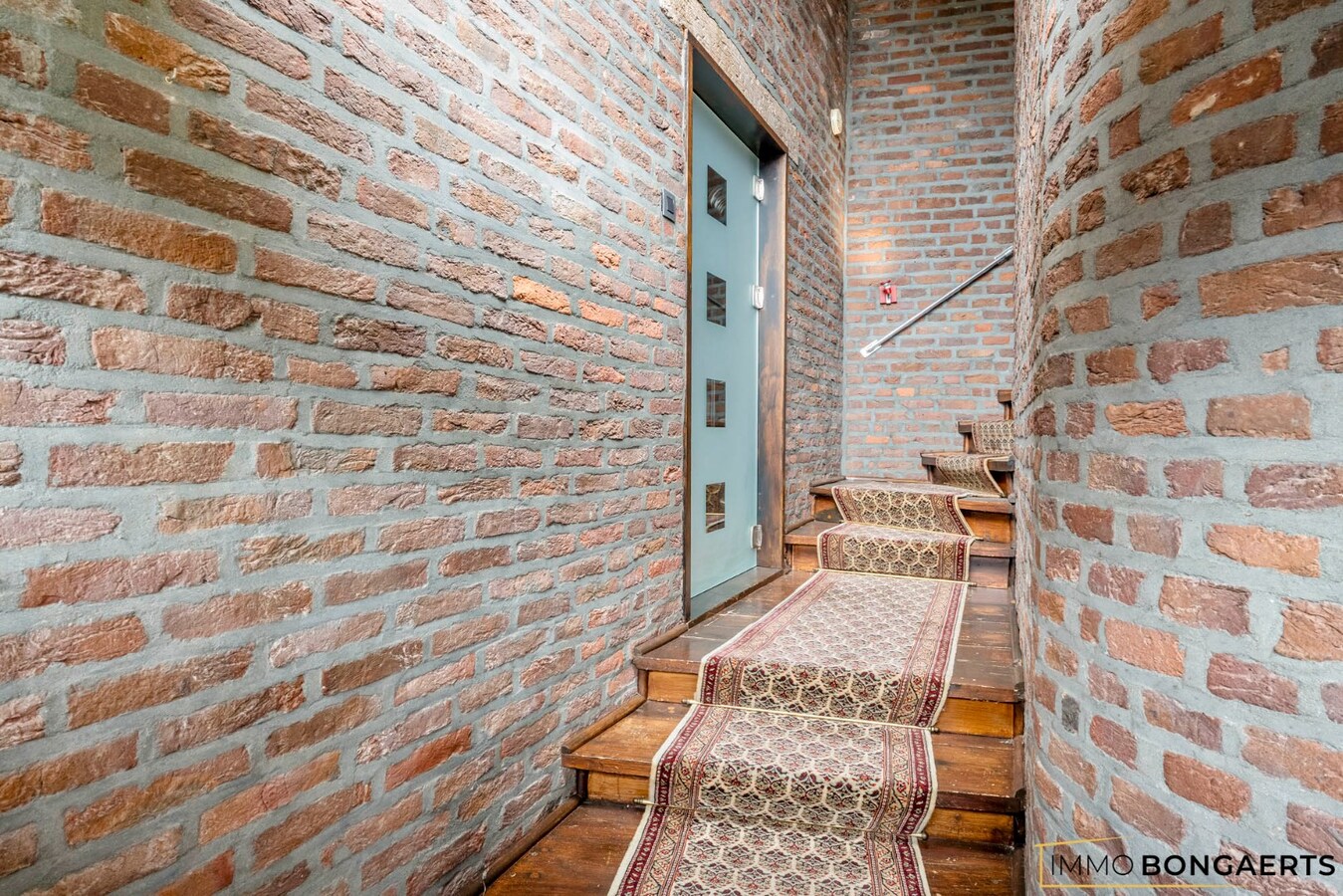 Ruime woning met vier slaapkamers 