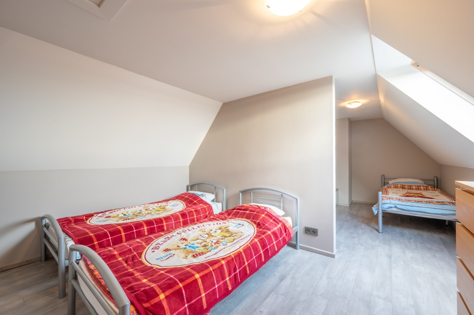 Prachtige en zéér ruime woning met kwaliteitsvolle afwerking 