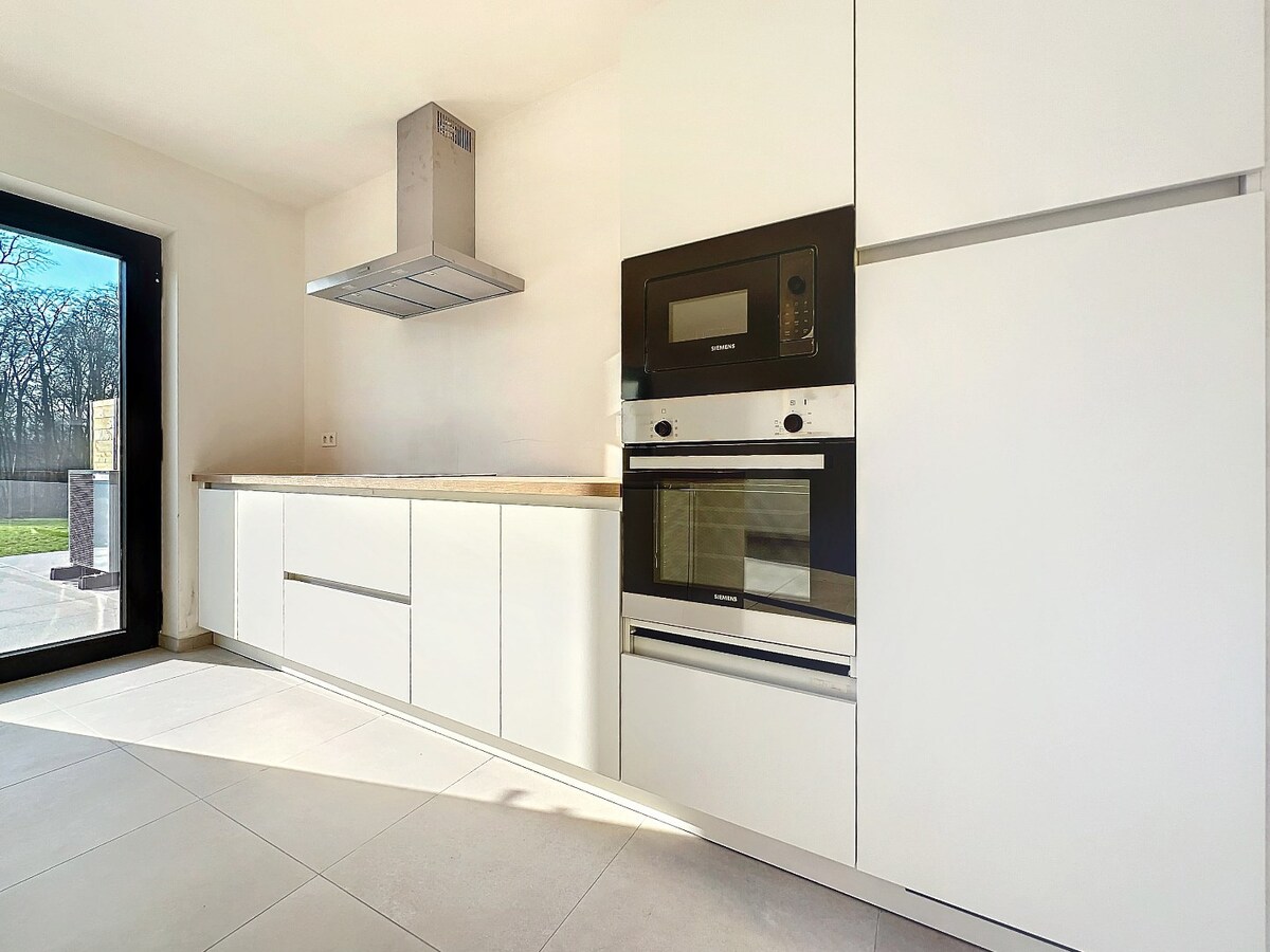 Tiptop afgewerkte nieuwbouw BEN-woning te Grotenberge, 6% BTW mogelijk 