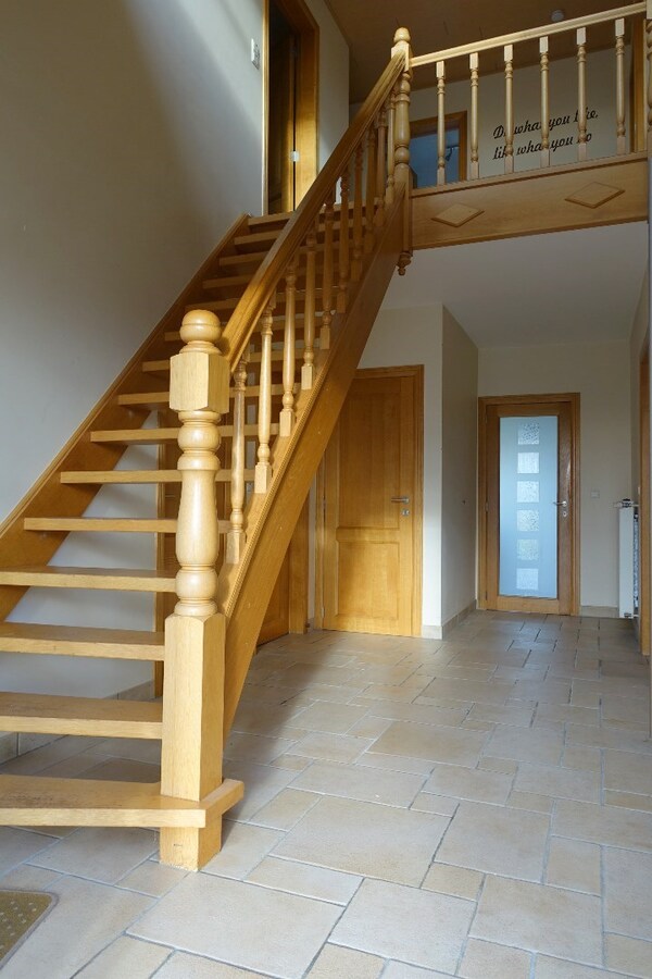 Prachtige ruime villa met grote tuin 