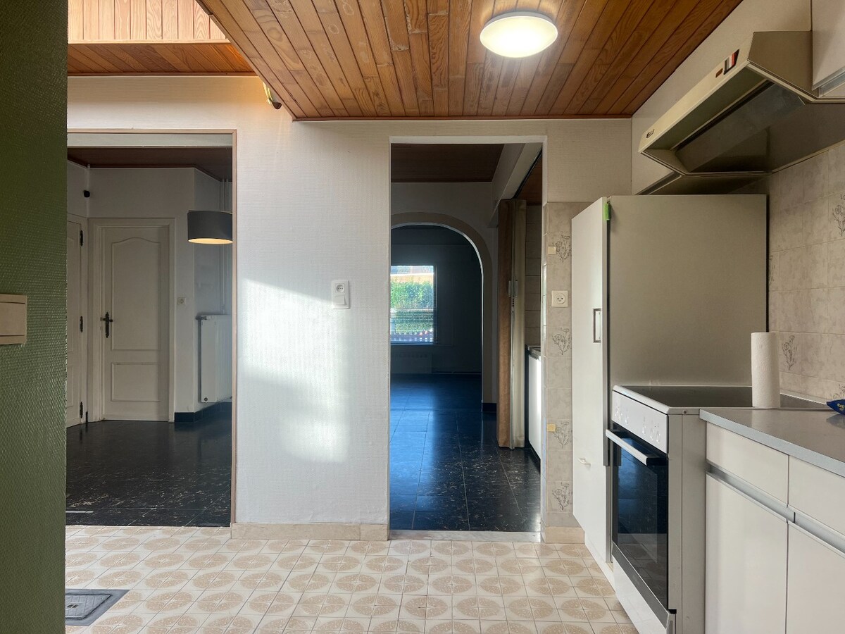 Op te knappen HOB met landelijk zicht 