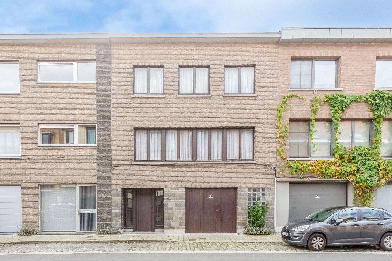 Zeer ruime gezinswoning met tuin en garage nabij Rozenbroekenpark 