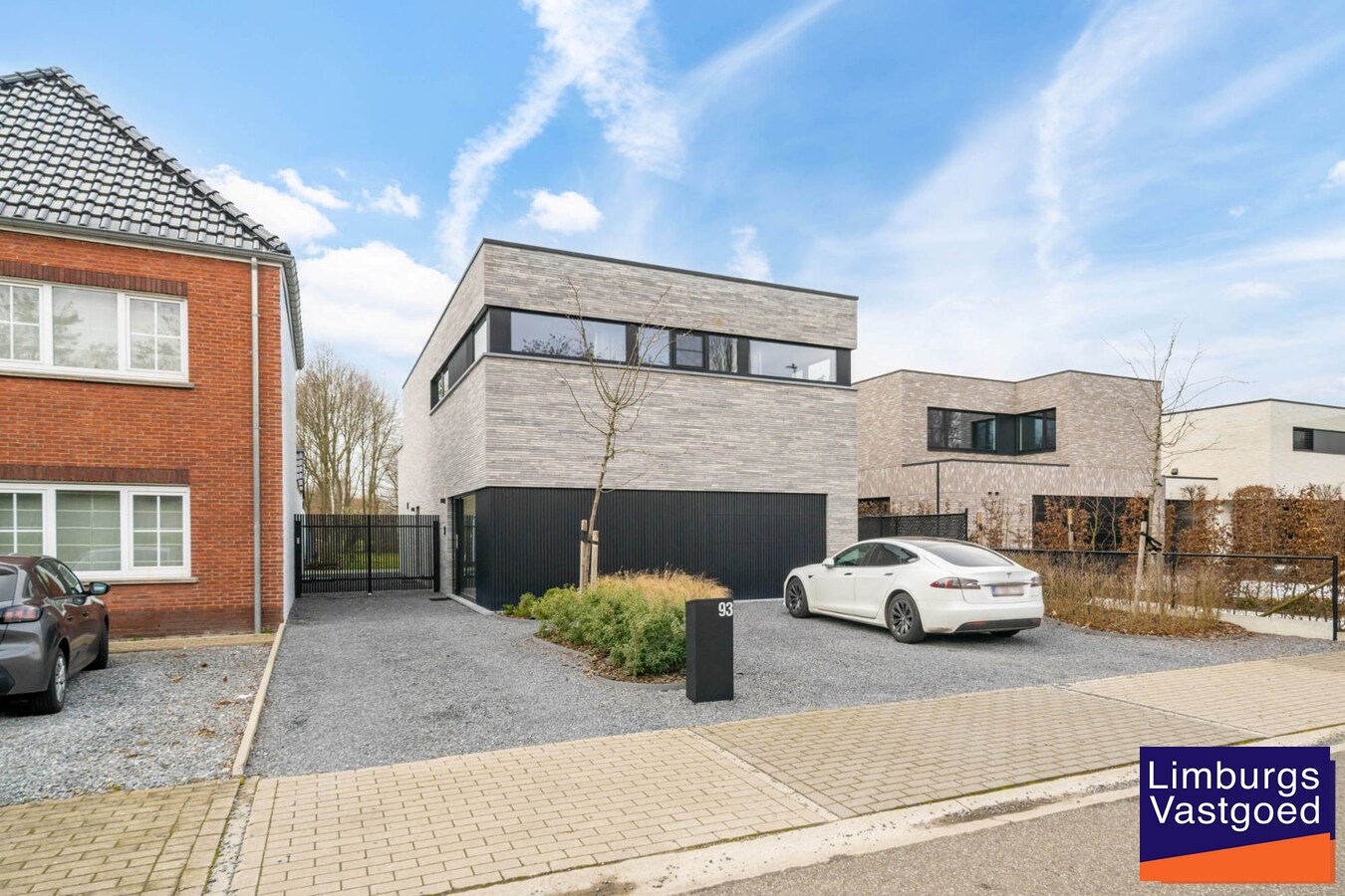 Hoogwaardig afgewerkte gezinswoning, 4 slpk, op 48a23ca, nabij centrum 