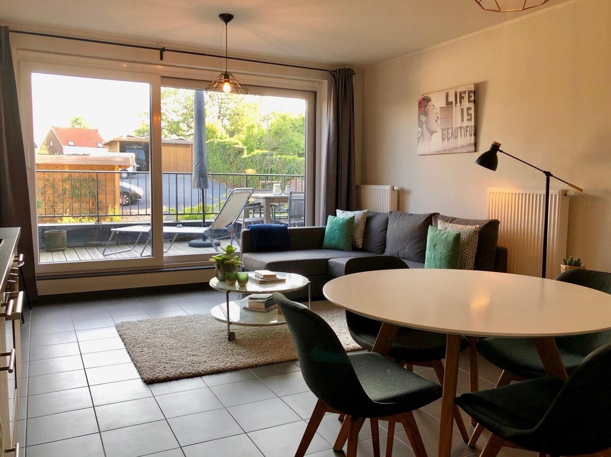 Eigentijds 1-slpk-appartement met ruim terras 