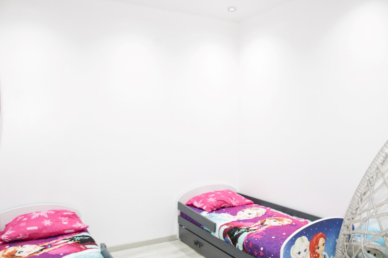 Instapklare woning in het hart van Sint-Niklaas met 5 slaapkamers en inpandige garage 