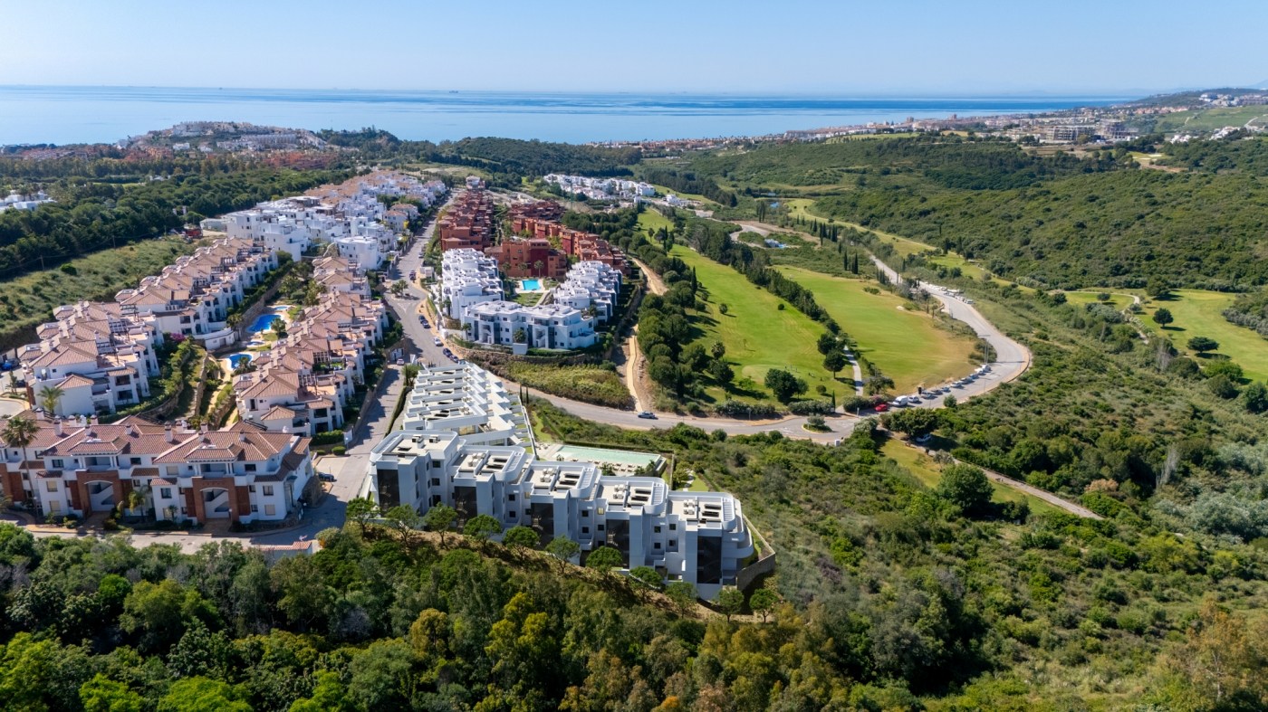Skye Casares Golf: De Ultieme Leefervaring aan de Costa del Sol 