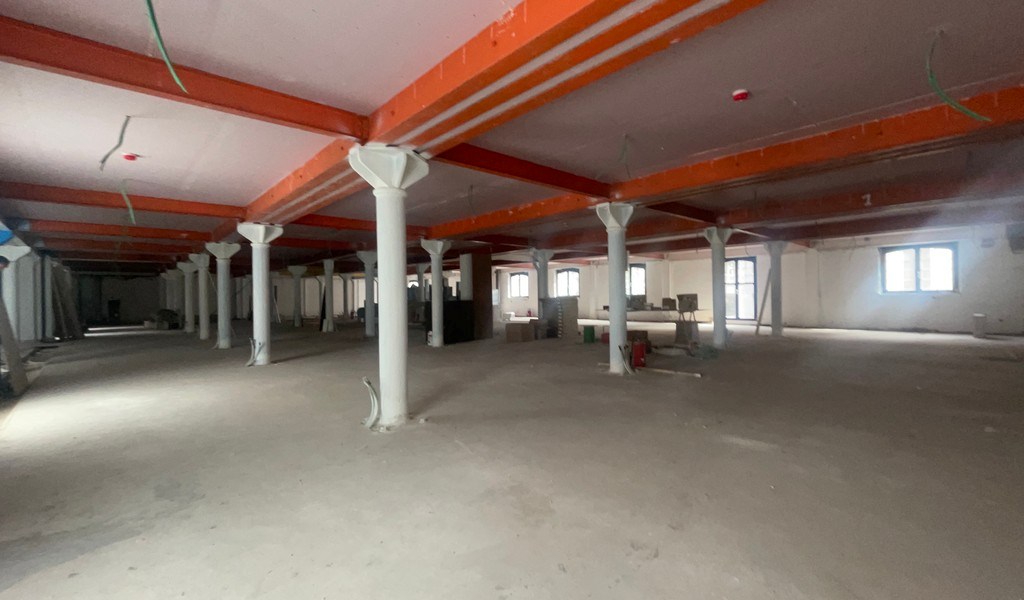 Loftkantoren en horecaruimte te huur aan Eilandje in Antwerpen