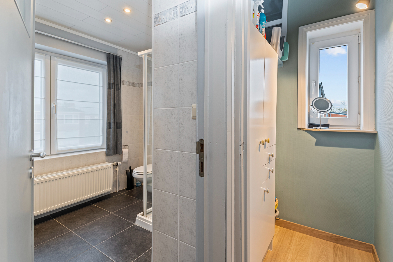 Tot in de puntjes afgewerkte woning in een doodlopende straat 