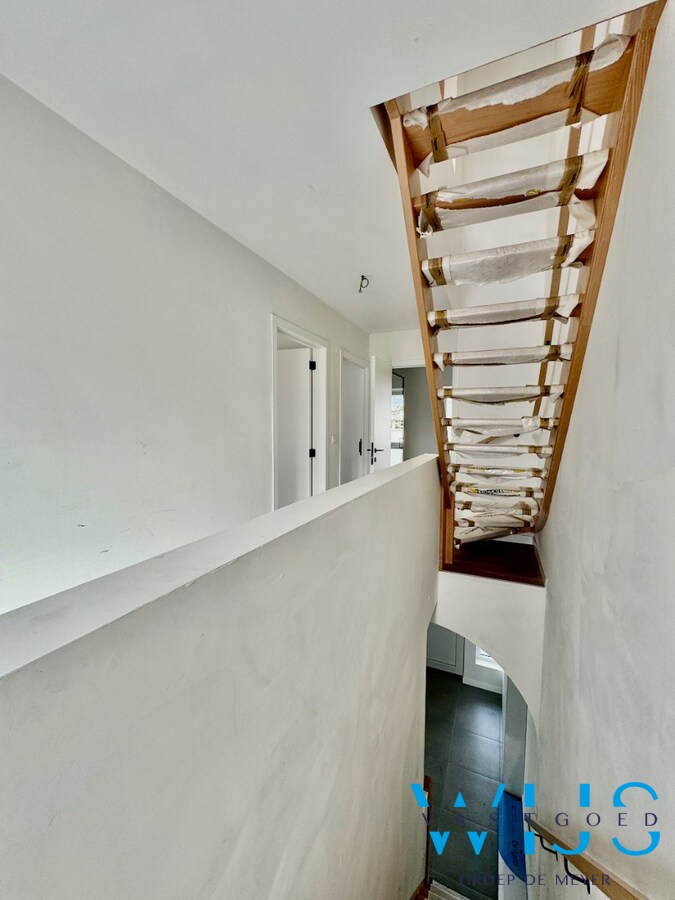 Volledig gerenoveerde TOPwoning te koop in Ertvelde ! 