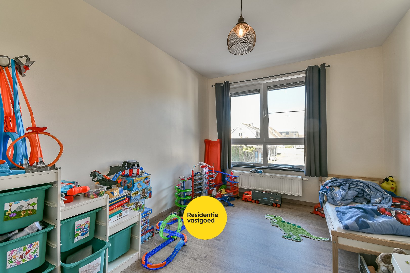 Instapklaar en lichtrijk 2-slaapkamerappartement in Bredene 