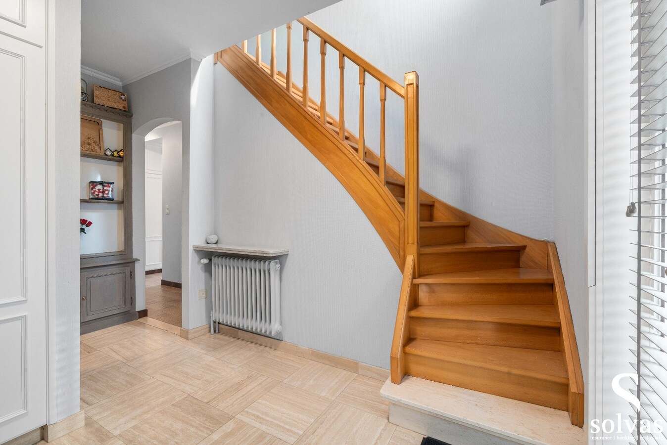 Ruime gezinswoning met grote tuin op centrale ligging in Ursel 