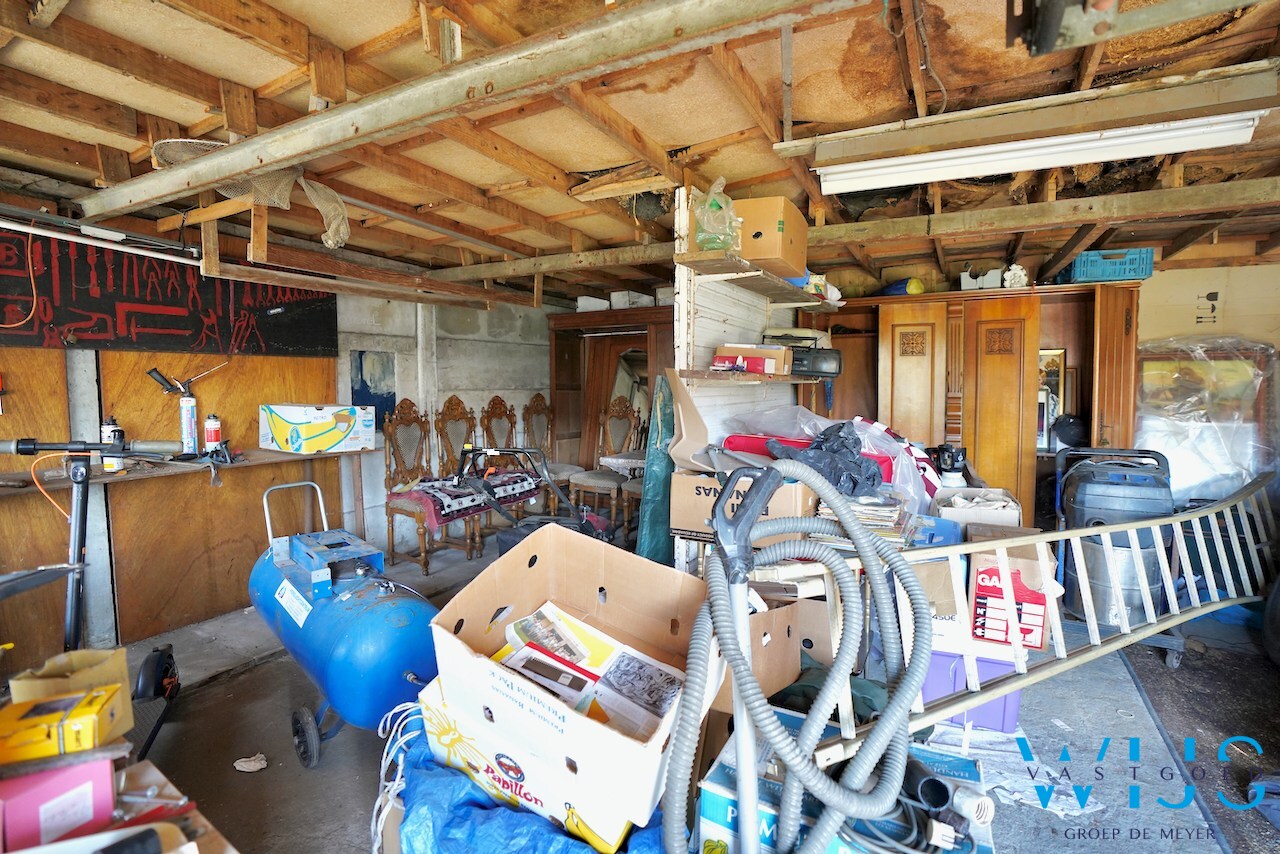 Open bebouwing op ruim perceel van 892m² te Ertvelde ! 