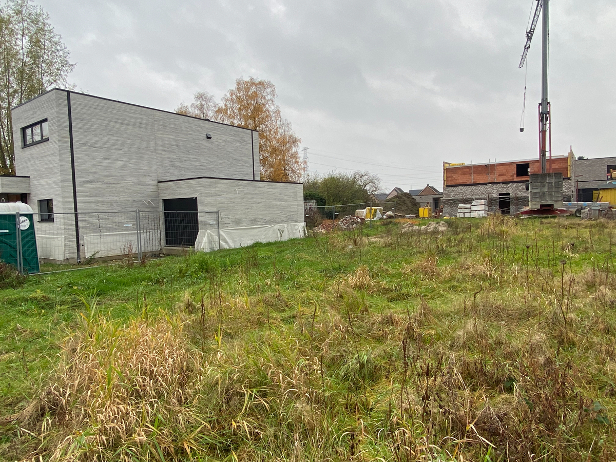 Verkocht grond - Geel