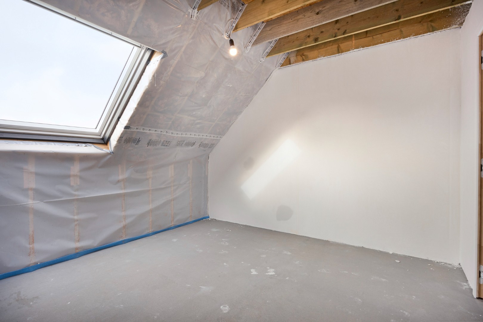 Energiezuinige nieuwbouwwoning met 5 slpk. en ruime stadstuin in het hart van Geel 