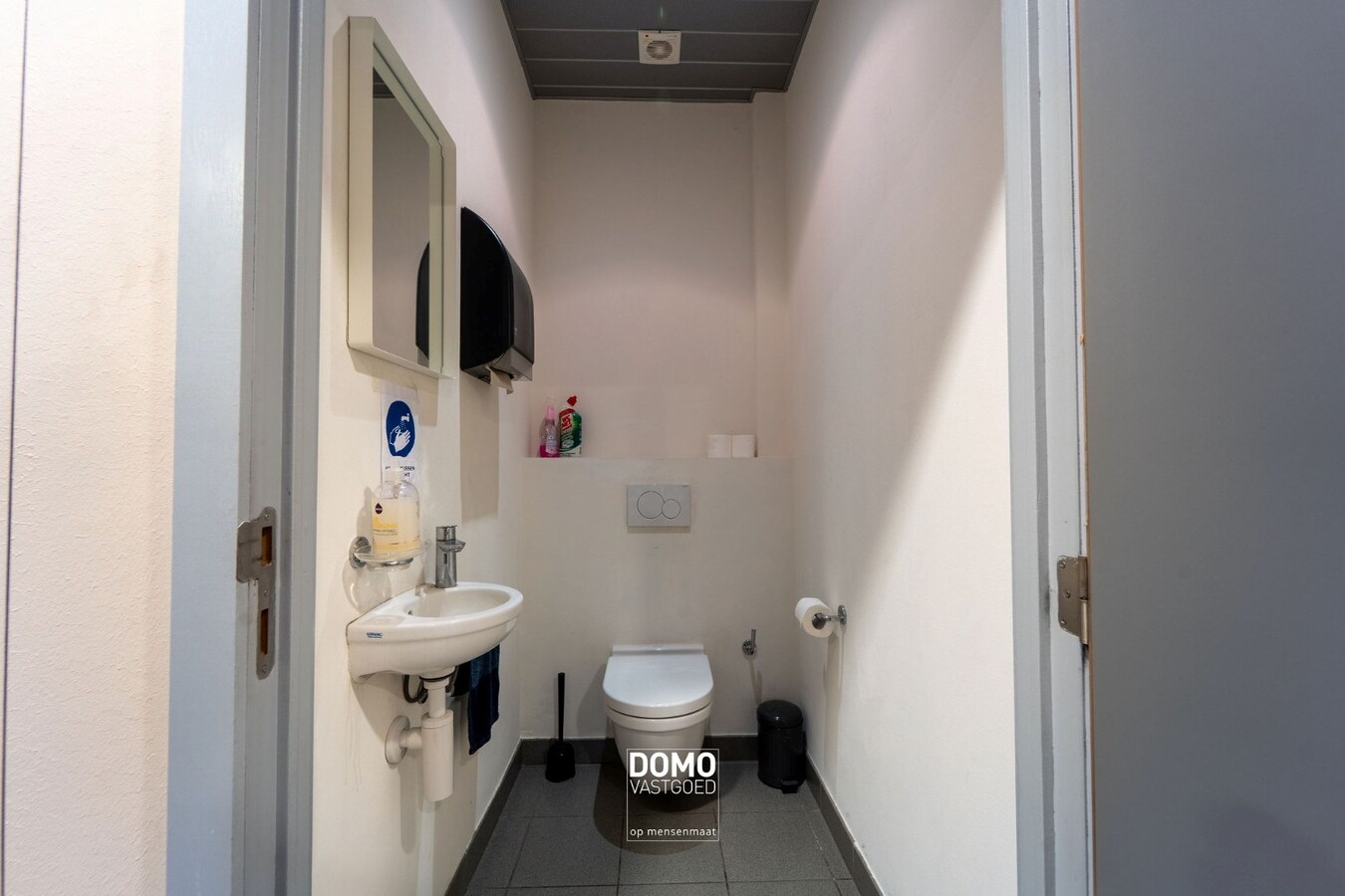 Industrieel vastgoed met sterke visibiliteit en tal van mogelijkheden 