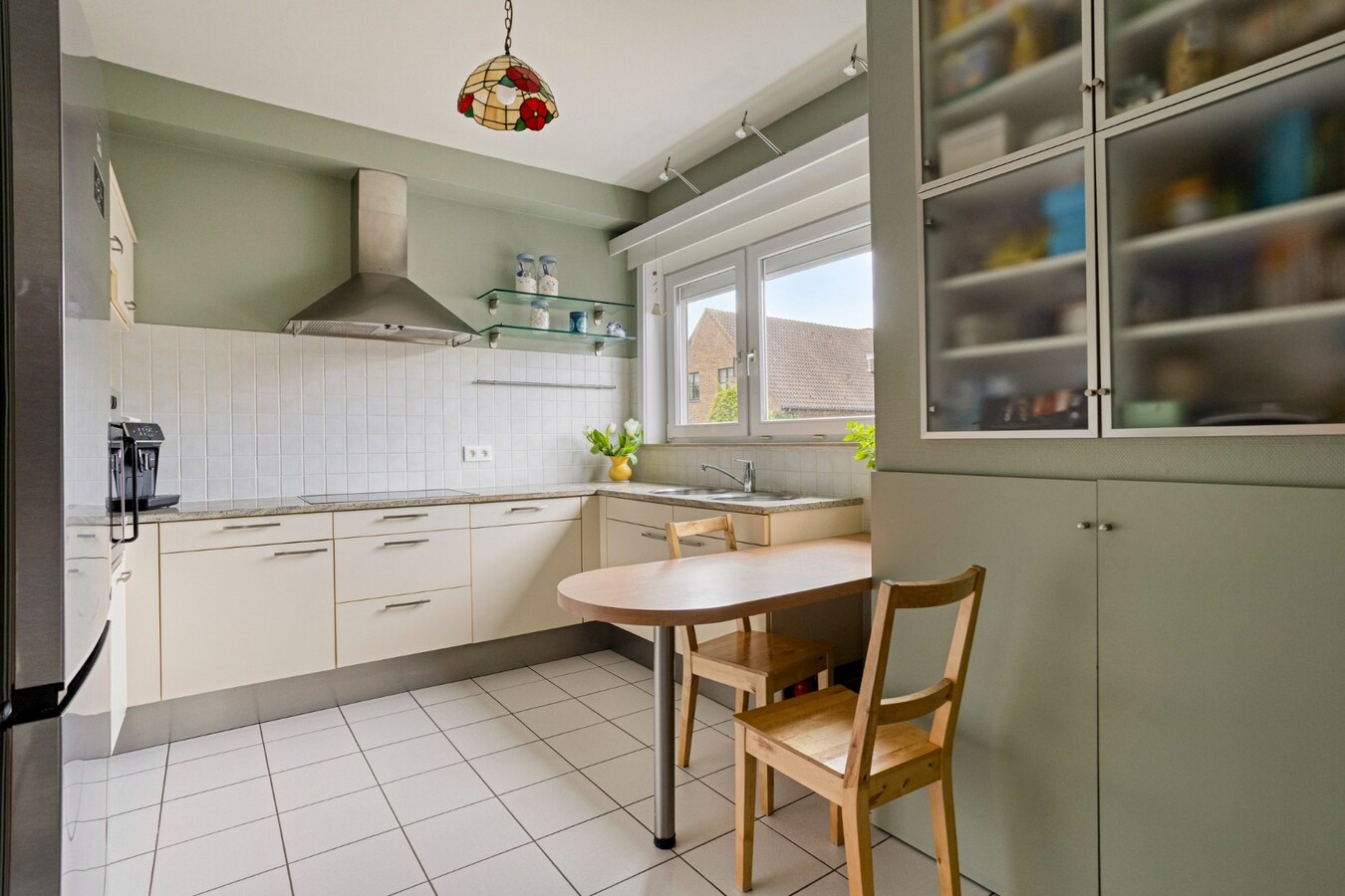 Prachtig HOB met 4 slaapkamers, garage en zonnige tuin 