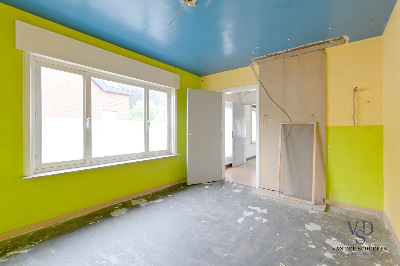 Degelijke, goed gelegen woning. 